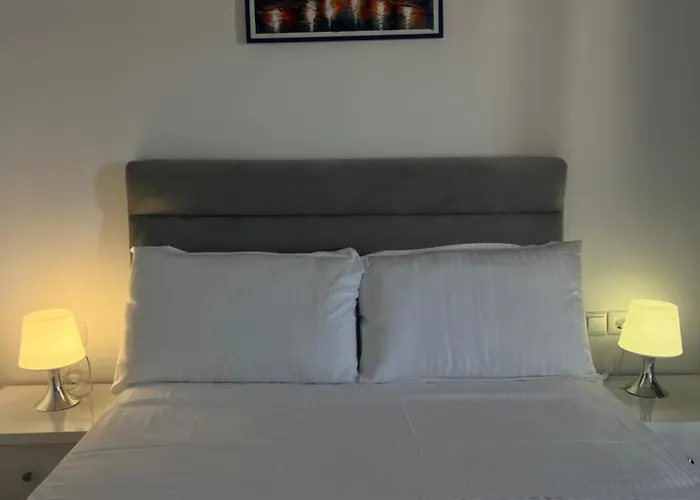 Saranda Hotel