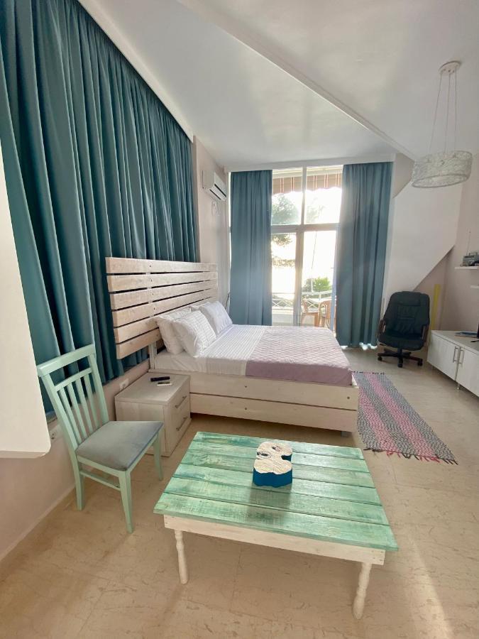 Saranda Hotel 3*