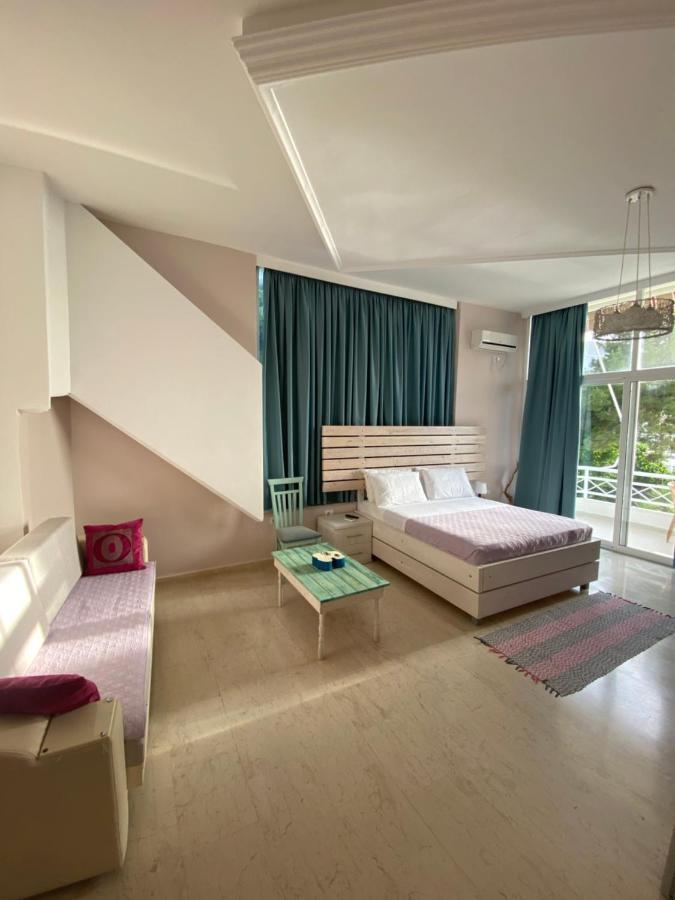 Hotell Saranda Hotel 3*